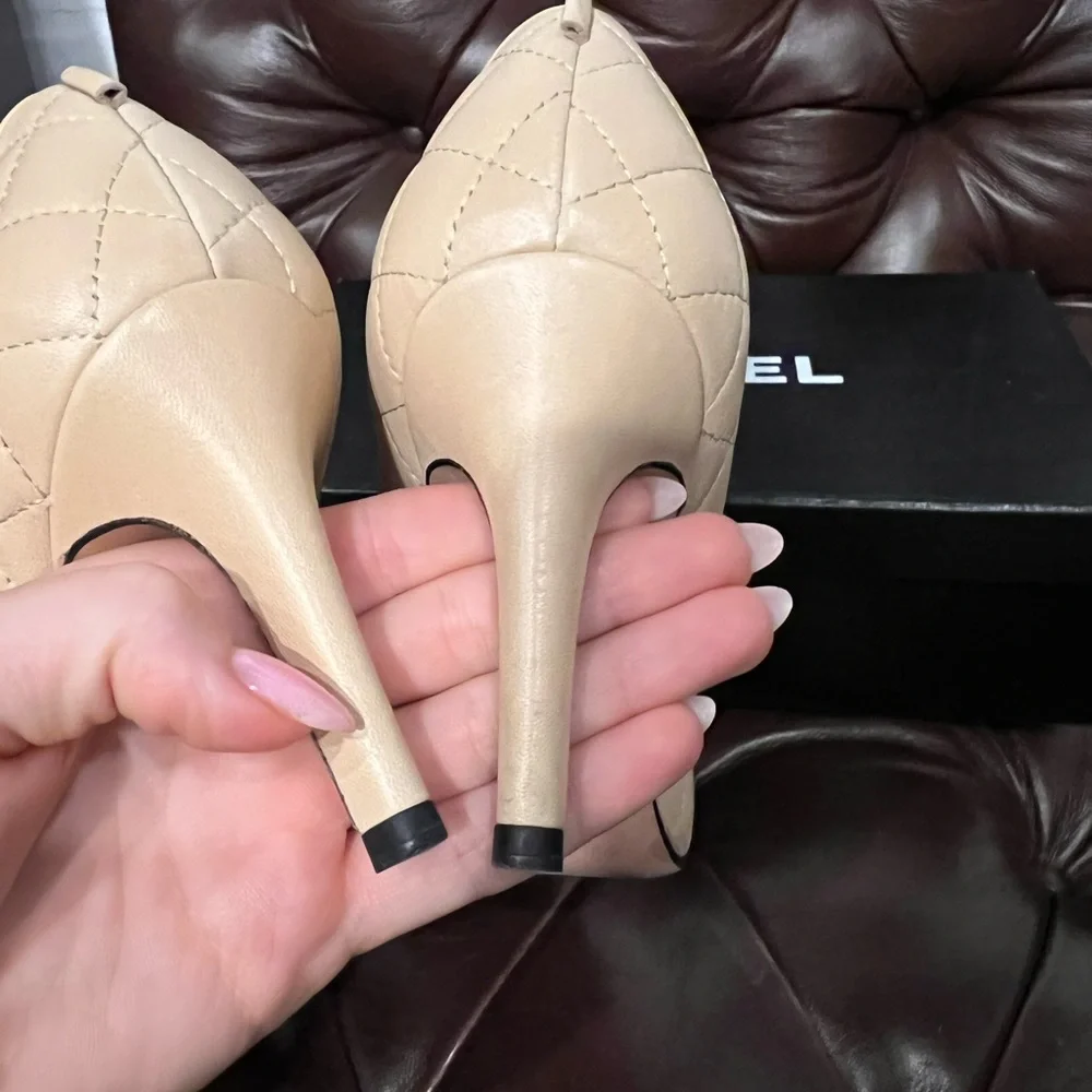Chanel Quilted Beige Leather Pumps Black Cap Toe CC Logo 36